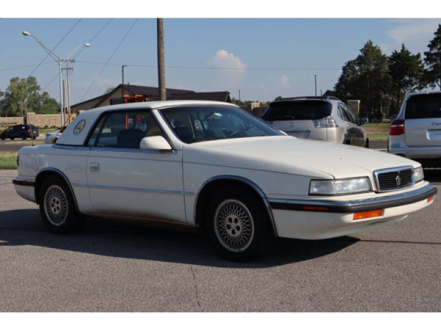 1st Image of a 1990 CHRYSLER TC BY MASERATI