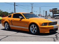 Image 2 of 20 of a 2008 FORD MUSTANG GT