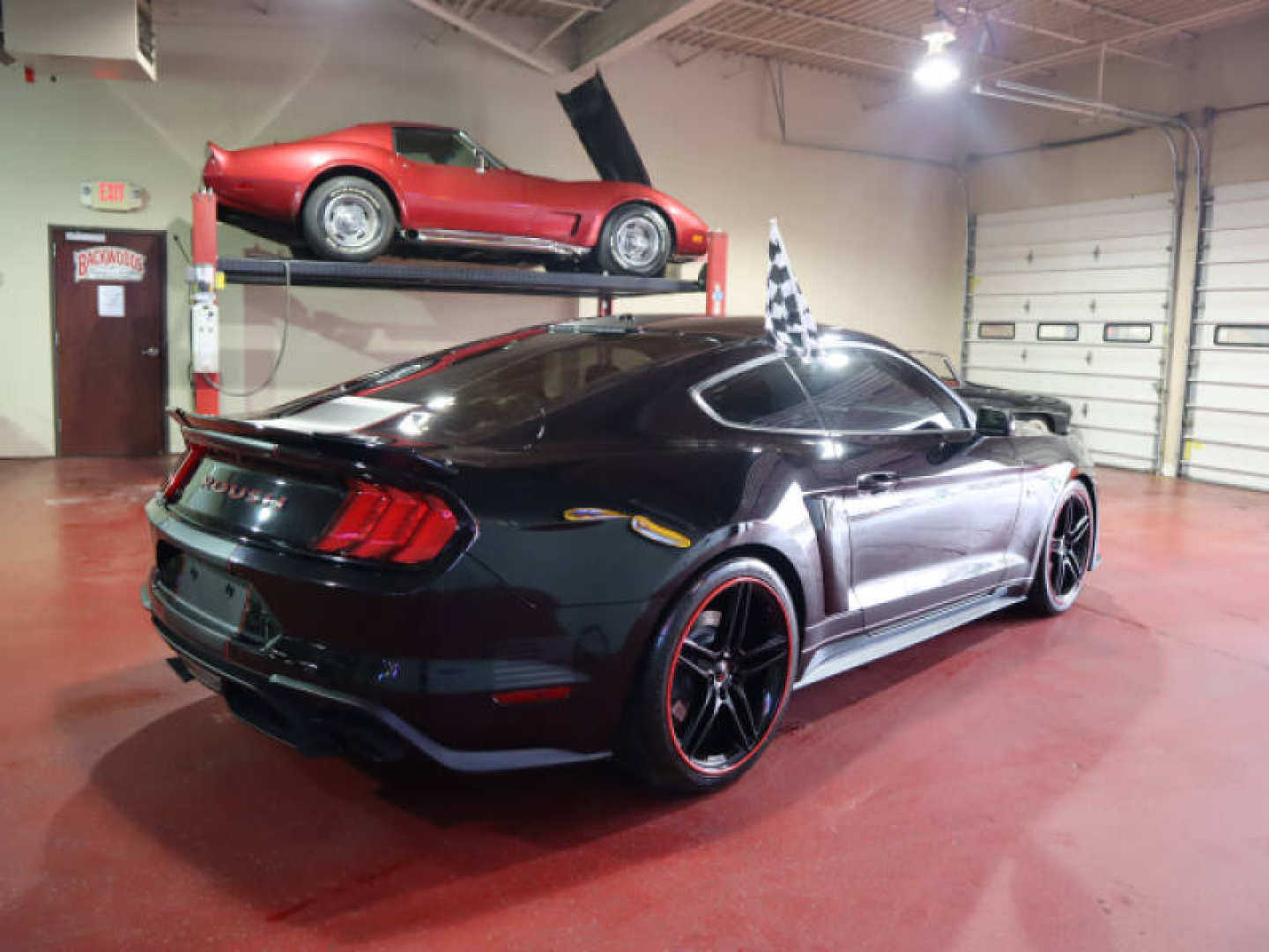 2nd Image of a 2018 FORD MUSTANG GT ROUSH