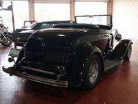Image 4 of 20 of a 1932 FORD ROADSTER