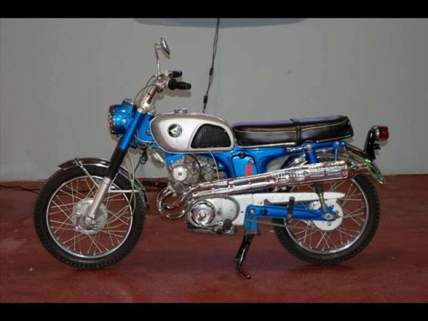 2nd Image of a 1969 HONDA CL125