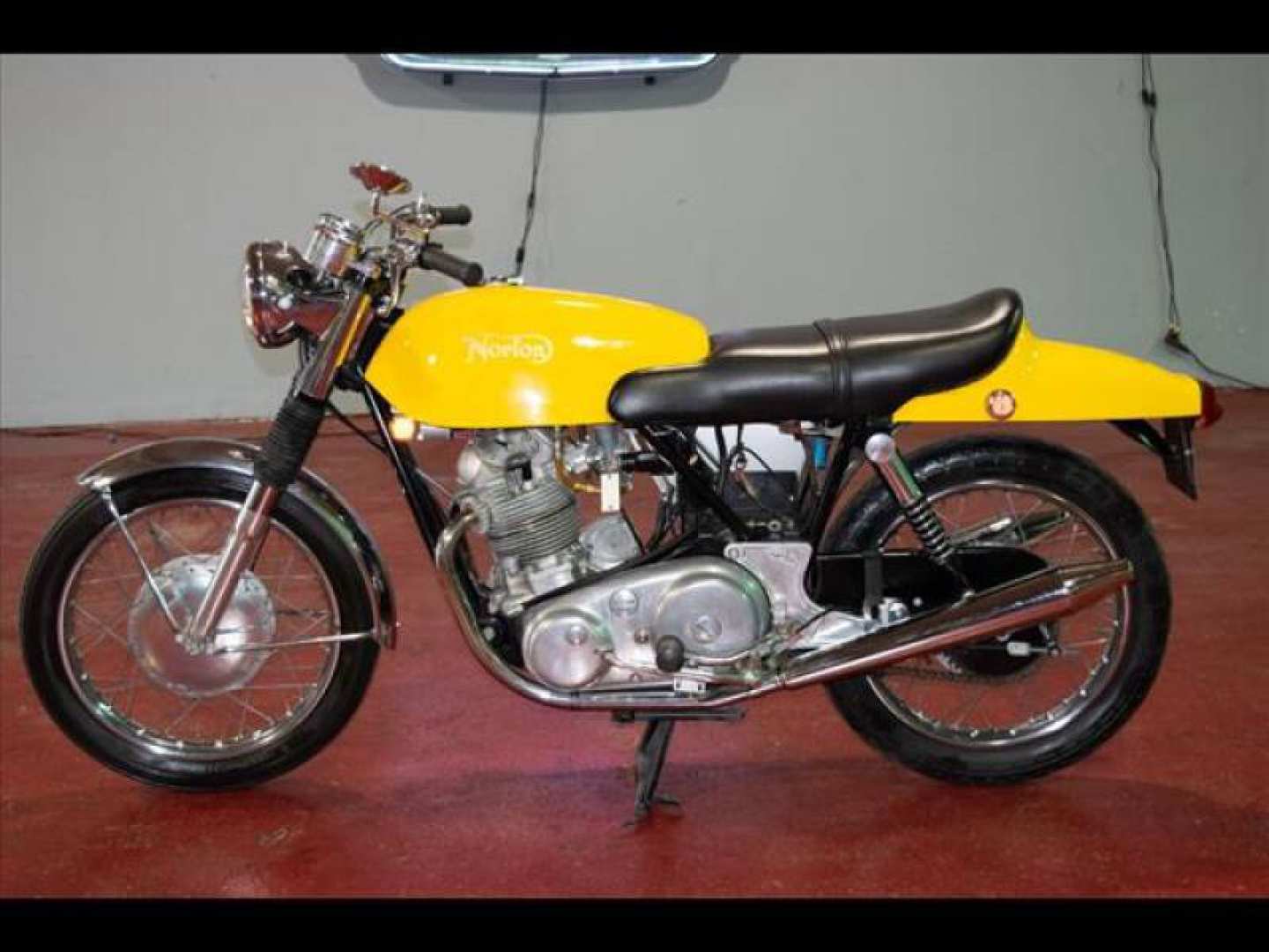 0th Image of a 1970 NORTON COMMANDO