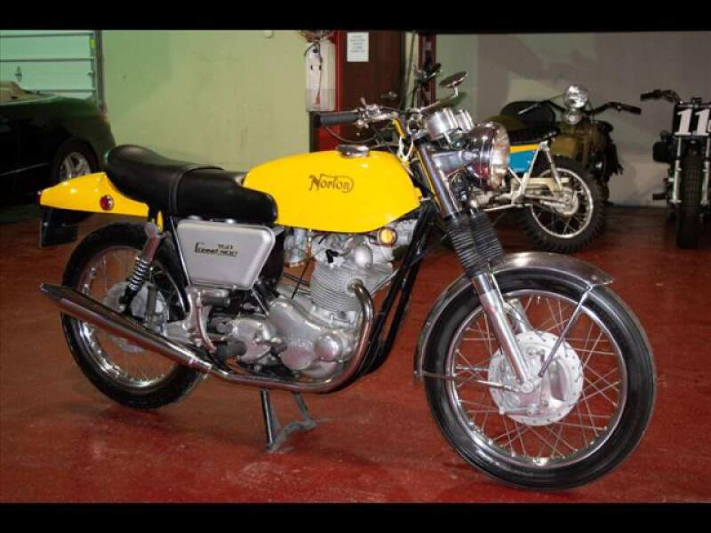 1st Image of a 1970 NORTON COMMANDO