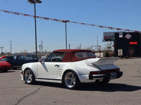 Image 5 of 17 of a 1986 PORSCHE 911 CARRERA