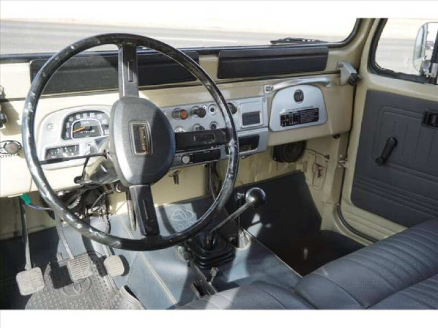 6th Image of a 1983 TOYOTA LANDCRUISER