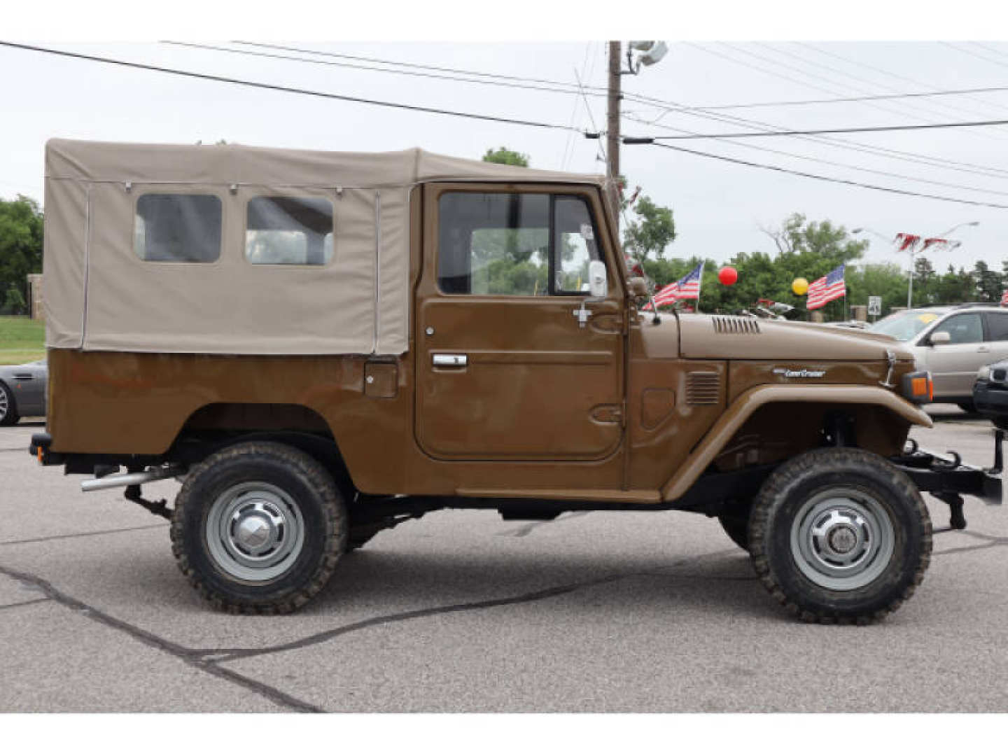 5th Image of a 1980 TOYOTA FJ43