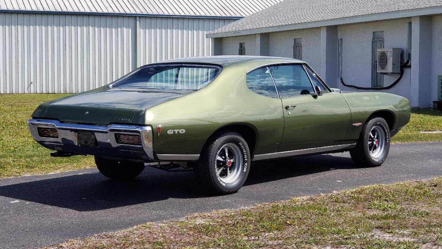 2nd Image of a 1968 PONTIAC GTO