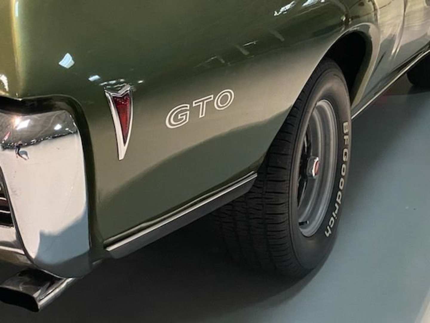 3rd Image of a 1968 PONTIAC GTO