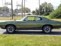 Image 2 of 10 of a 1968 PONTIAC GTO