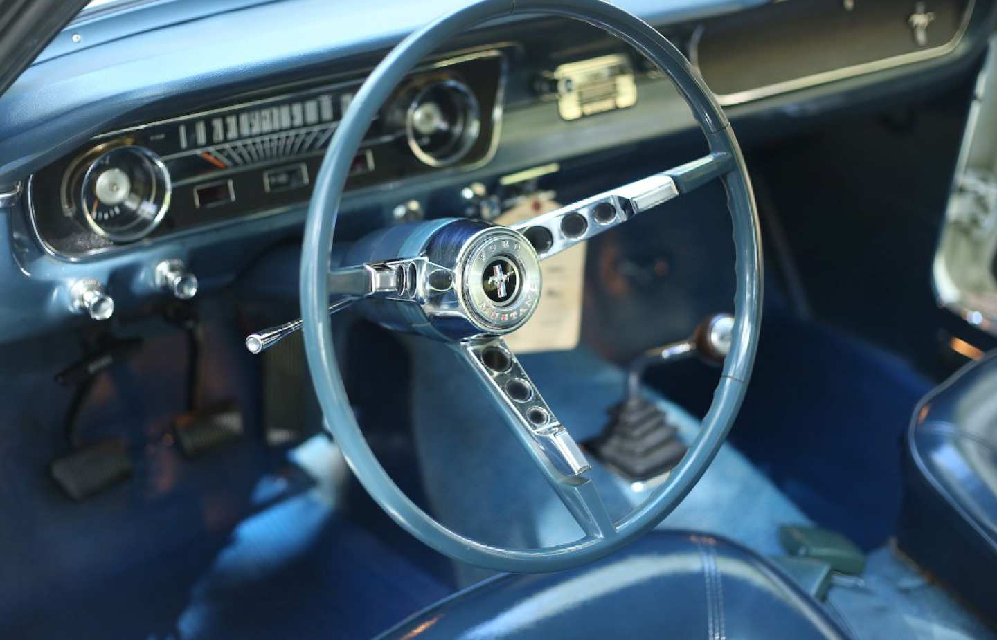 5th Image of a 1965 FORD MUSTANG