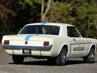 Image 2 of 9 of a 1965 FORD MUSTANG