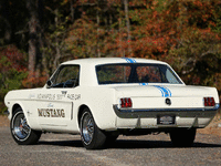 Image 3 of 9 of a 1965 FORD MUSTANG