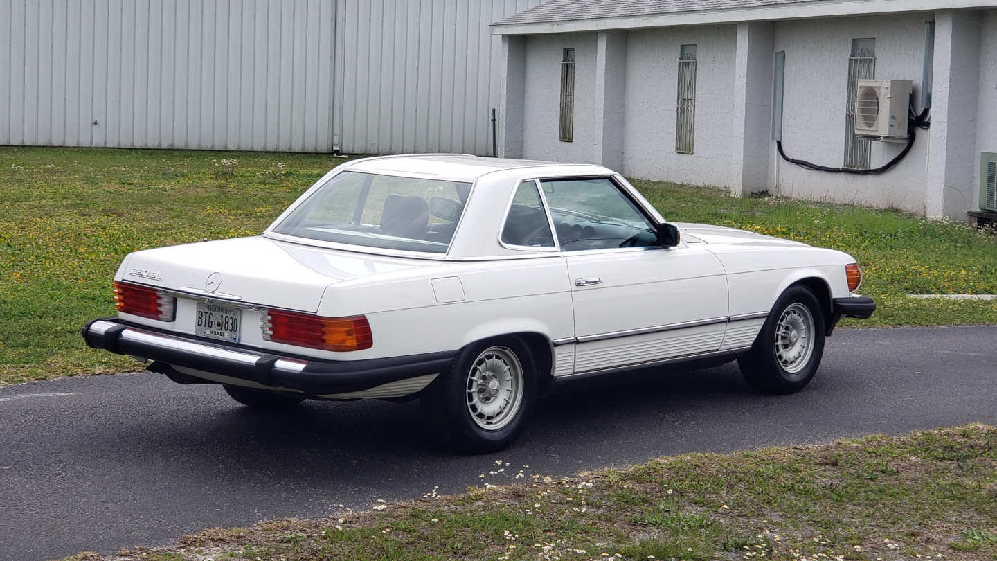 1st Image of a 1984 MERCEDES-BENZ 380 380SL