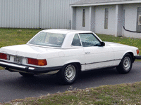 Image 2 of 10 of a 1984 MERCEDES-BENZ 380 380SL