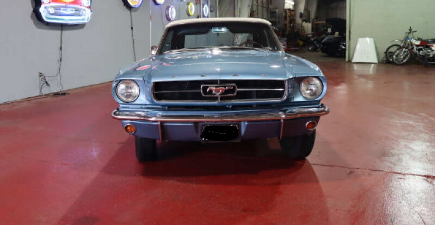 3rd Image of a 1965 FORD MUSTANG