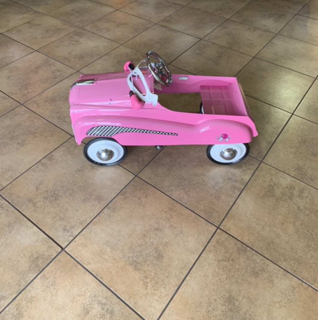 0th Image of a N/A PINK PEDAL CAR