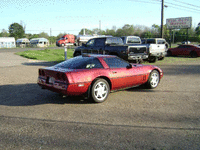 Image 5 of 23 of a 1989 CHEVROLET CORVETTE