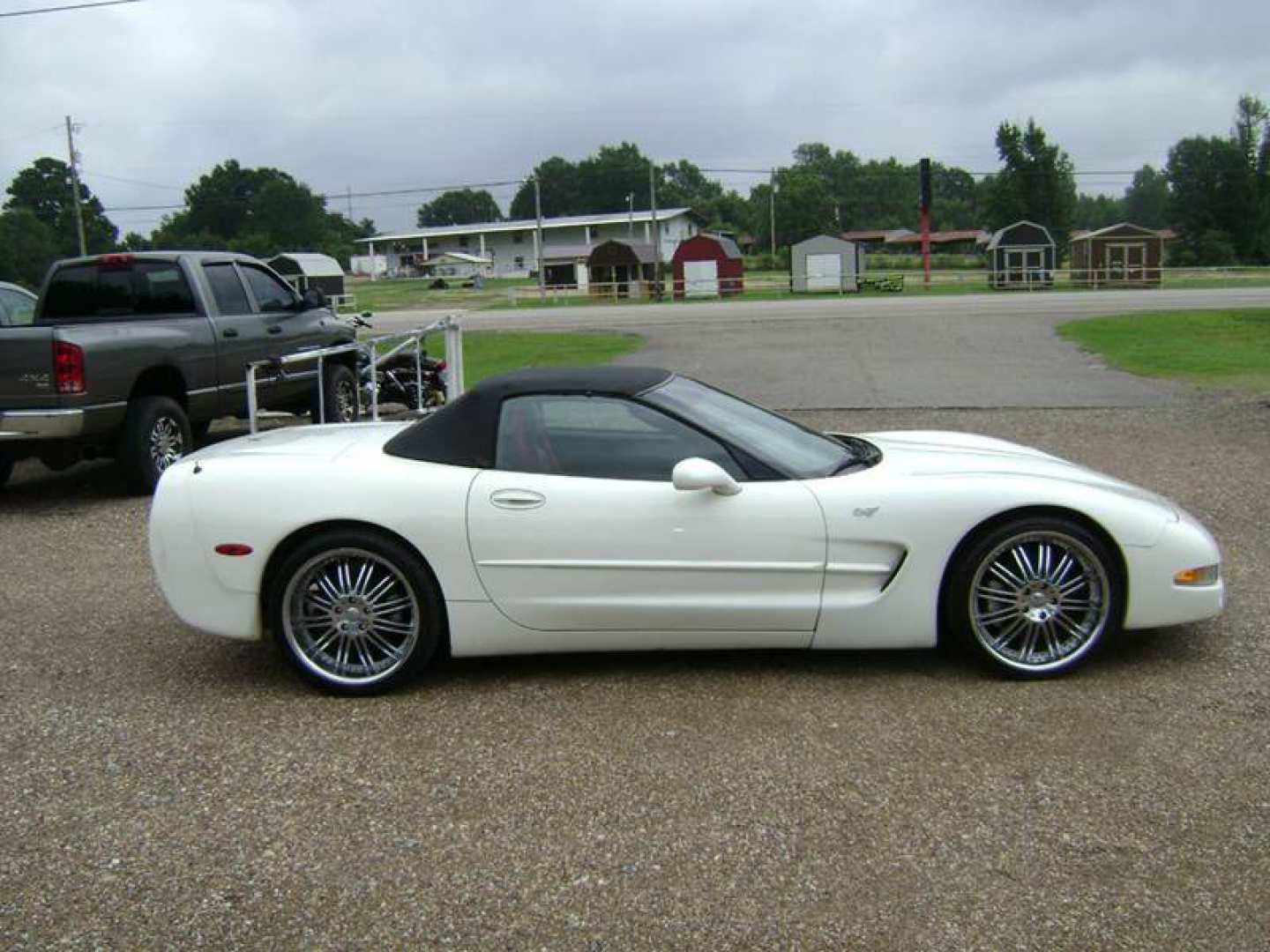 3rd Image of a 2003 CHEVROLET CORVETTE