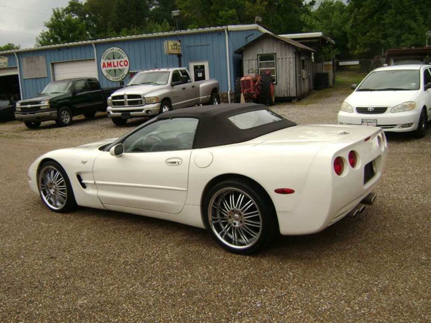 4th Image of a 2003 CHEVROLET CORVETTE