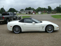 Image 4 of 28 of a 2003 CHEVROLET CORVETTE