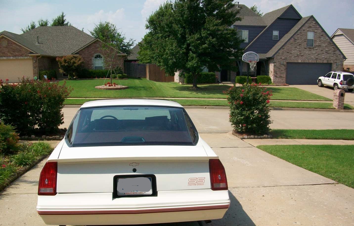 2nd Image of a 1987 CHEVROLET MONTE CARLO SS