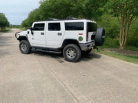 Image 2 of 6 of a 2004 HUMMER H2