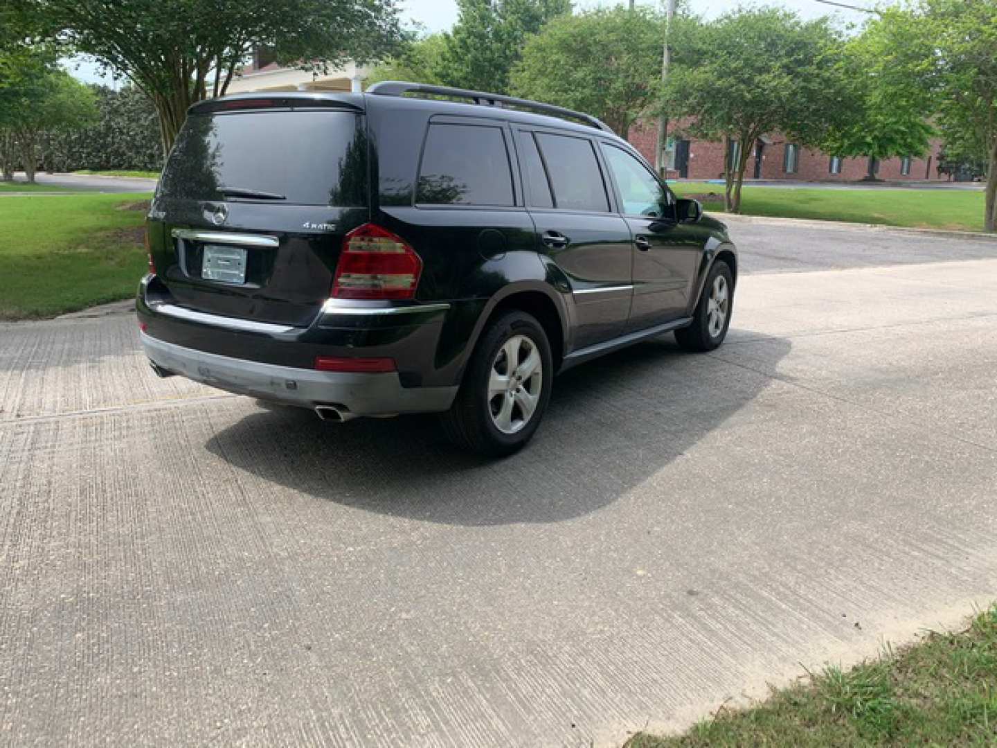 2nd Image of a 2009 MERCEDES-BENZ GL 450
