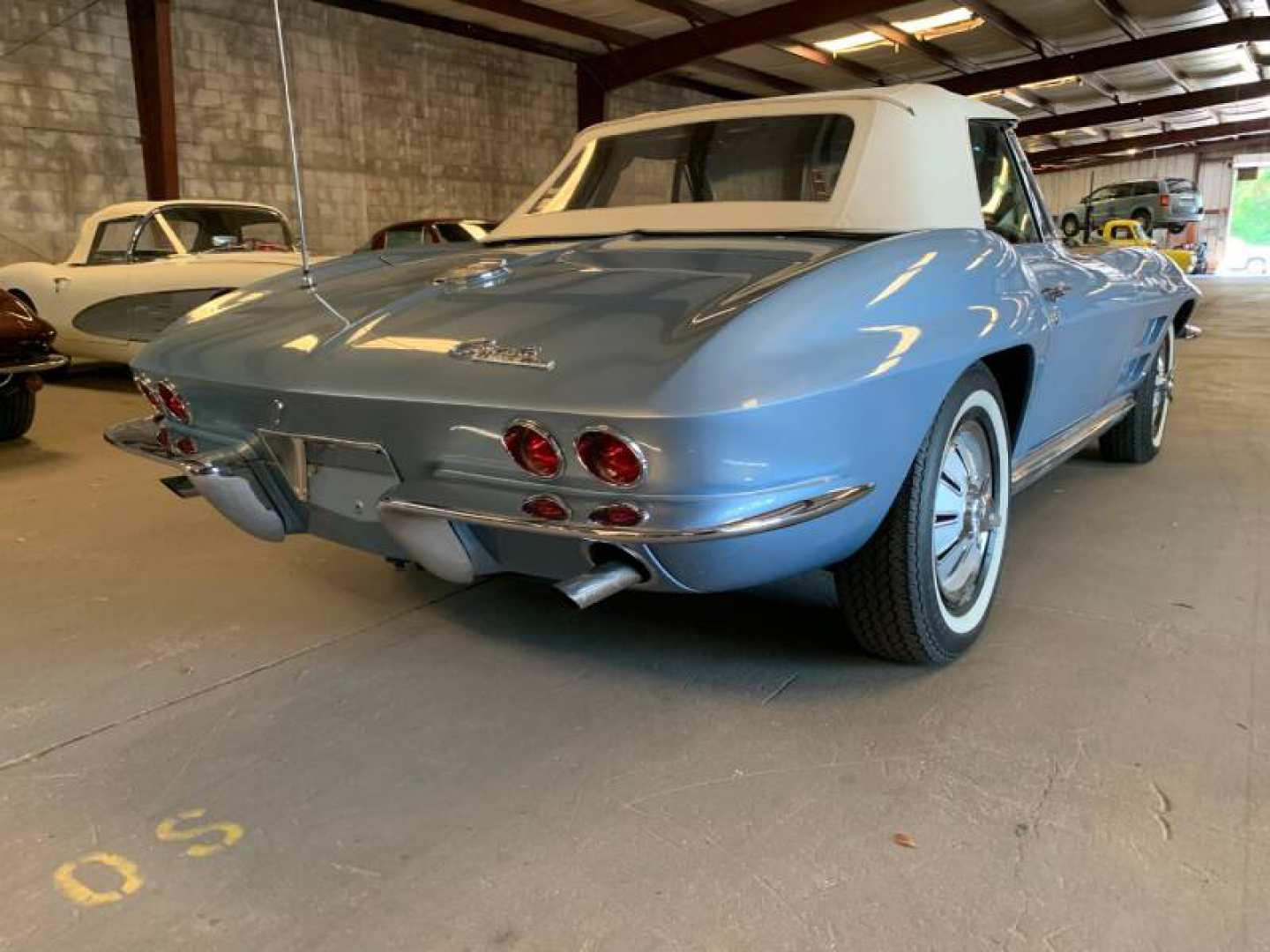 1st Image of a 1964 CHEVROLET CORVETTE