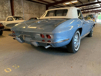 Image 2 of 50 of a 1964 CHEVROLET CORVETTE