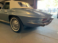 Image 8 of 50 of a 1964 CHEVROLET CORVETTE