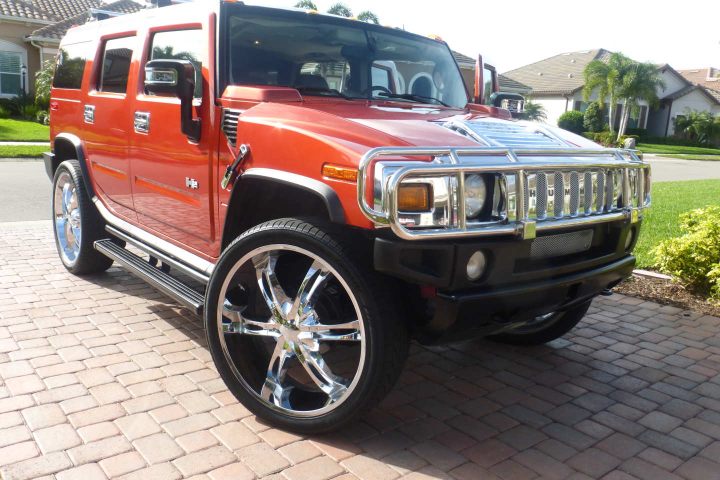 1st Image of a 2003 HUMMER H2 3/4 TON
