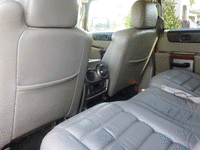 Image 16 of 18 of a 2003 HUMMER H2 3/4 TON