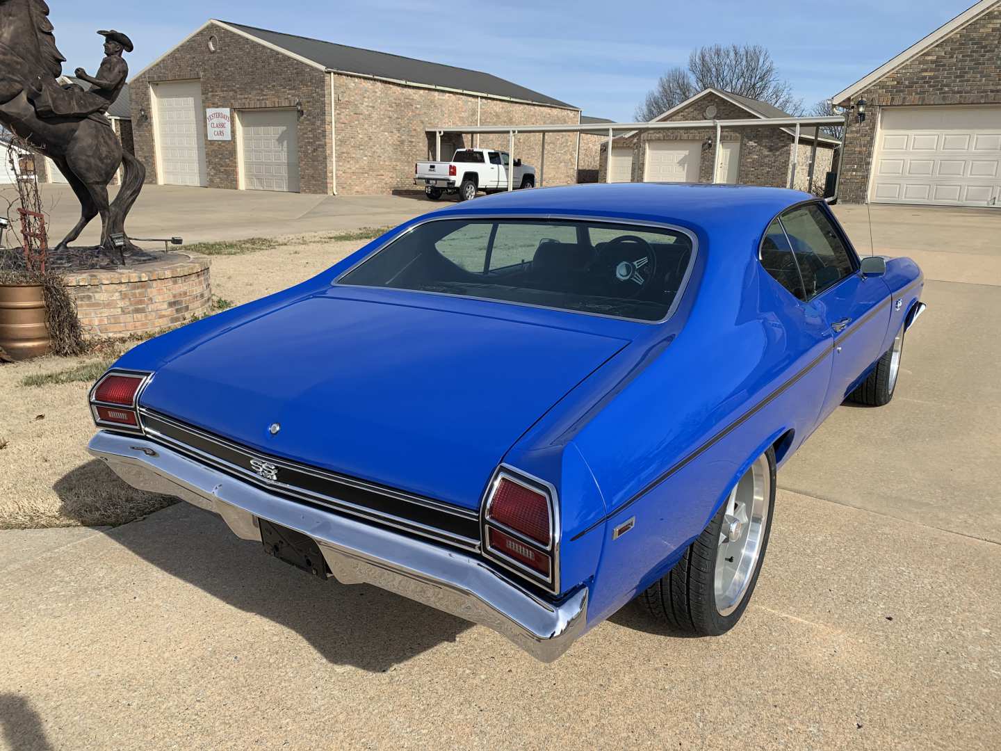 2nd Image of a 1969 CHEVROLET CHEVELLE SS