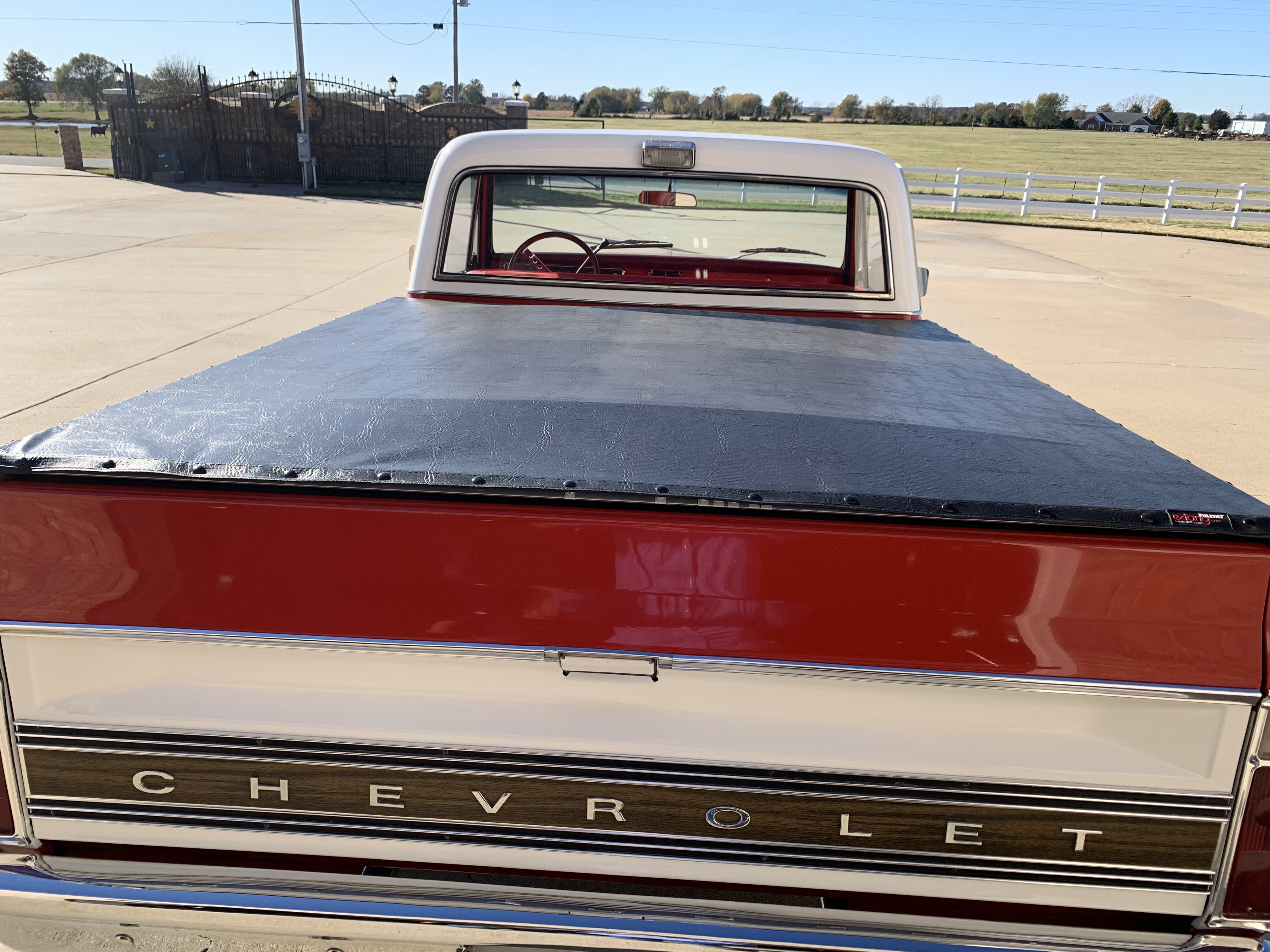 3rd Image of a 1970 CHEVROLET CEI