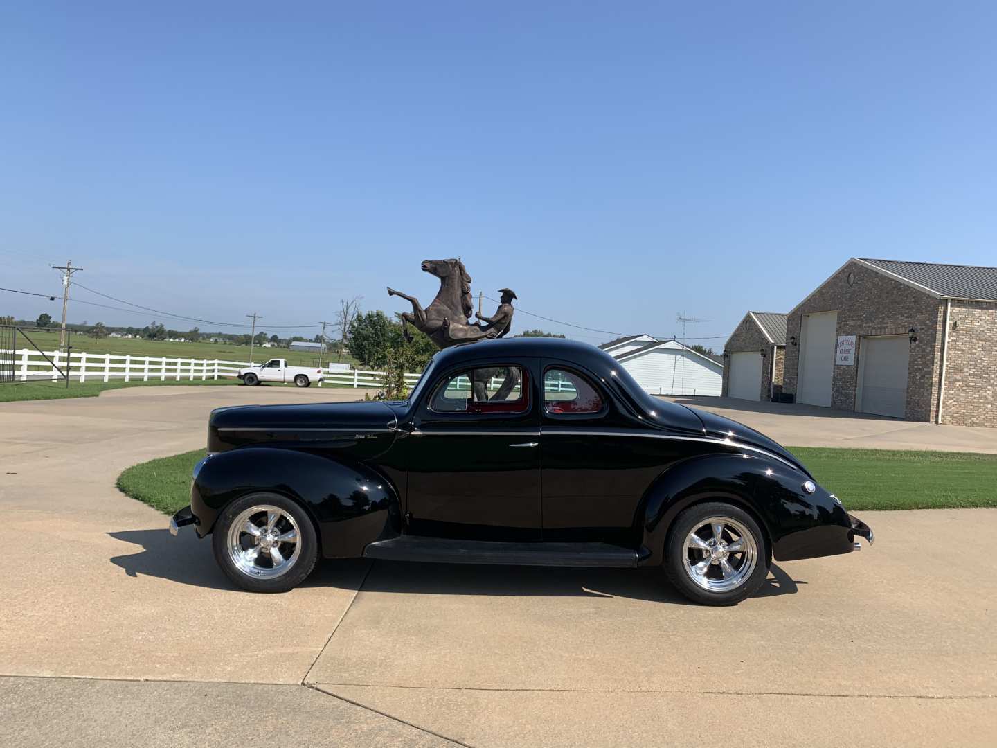 4th Image of a 1940 FORD COUPE
