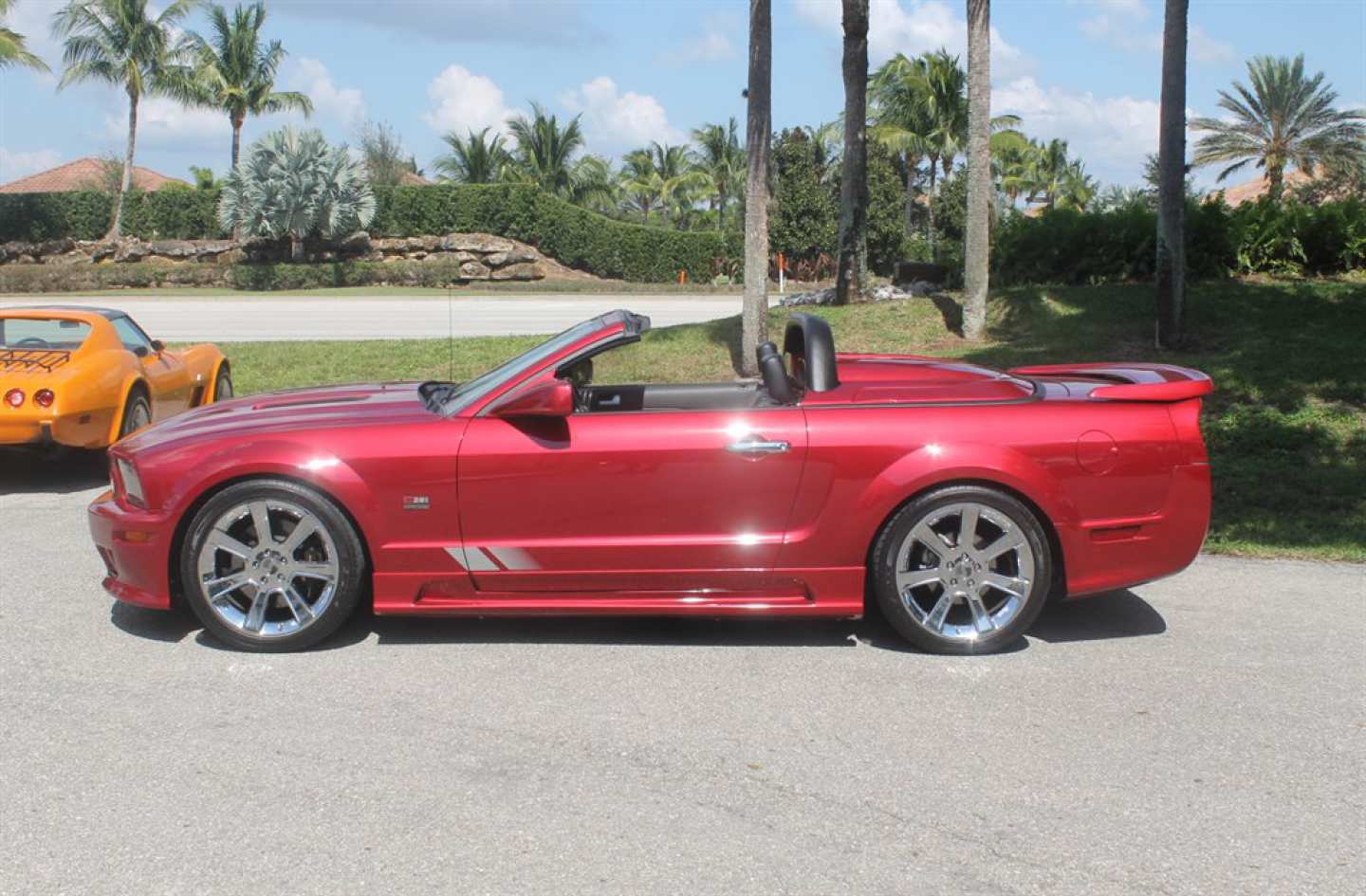 5th Image of a 2006 FORD MUSTANG GT