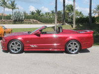 Image 6 of 17 of a 2006 FORD MUSTANG GT