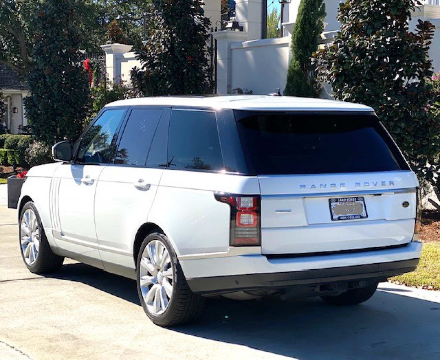 1st Image of a 2016 LAND ROVER RANGE ROVER SUPERCHARGED