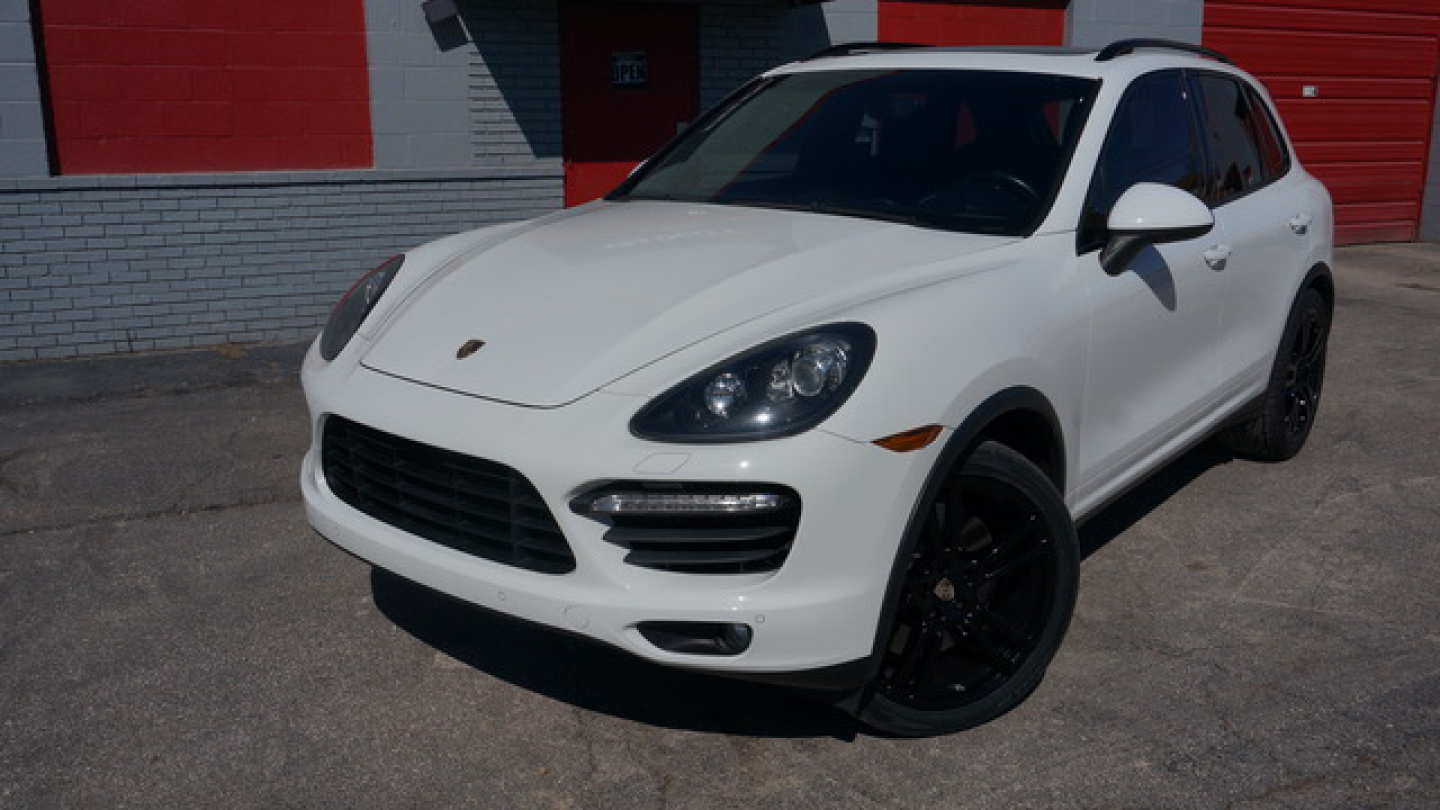 0th Image of a 2012 PORSCHE CAYENNE TURBO