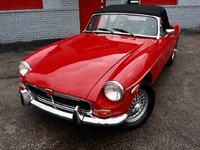 Image 1 of 15 of a 1976 MGB ROADSTER