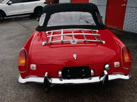 Image 4 of 15 of a 1976 MGB ROADSTER
