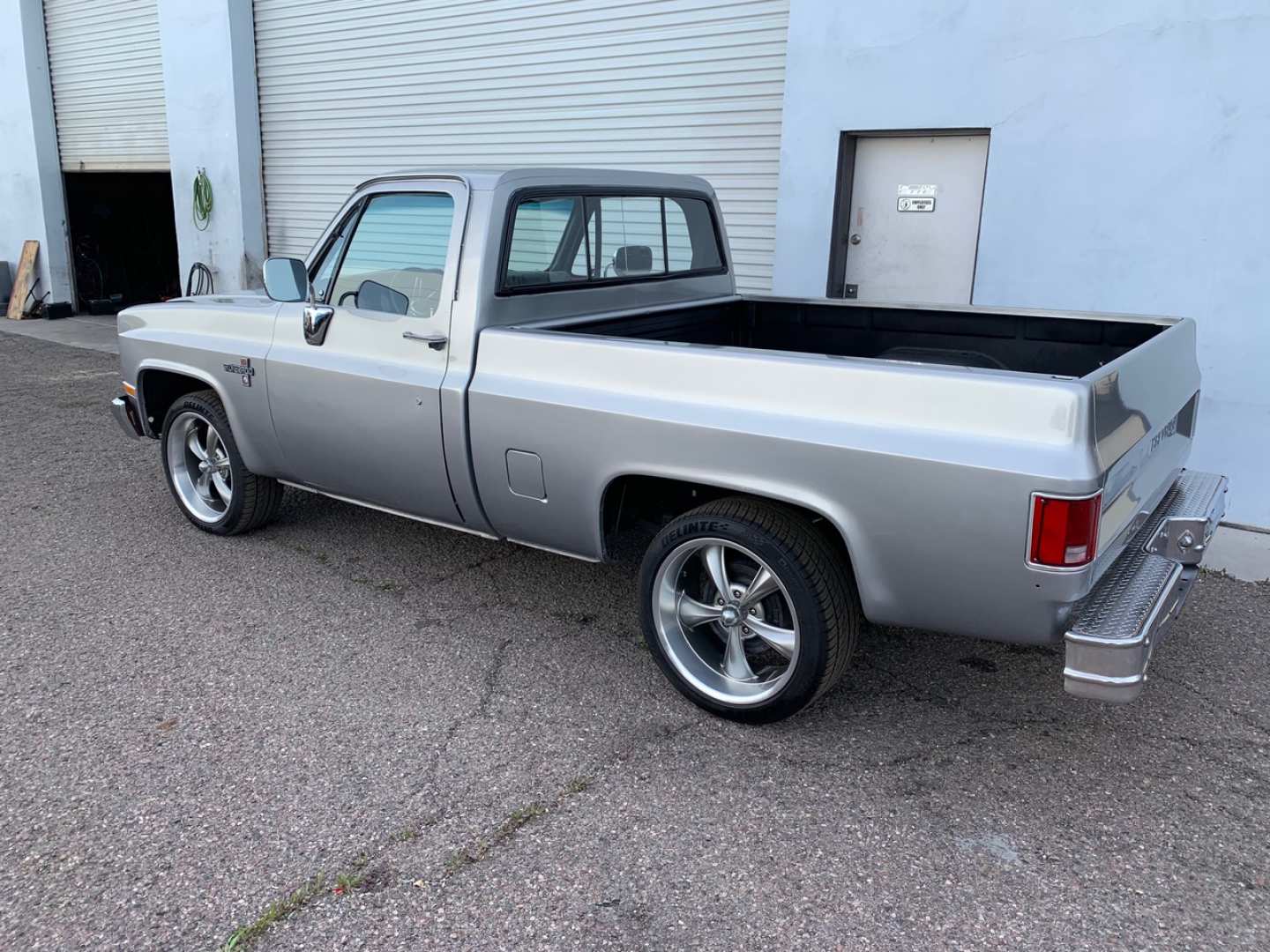 1st Image of a 1981 GMC C1500