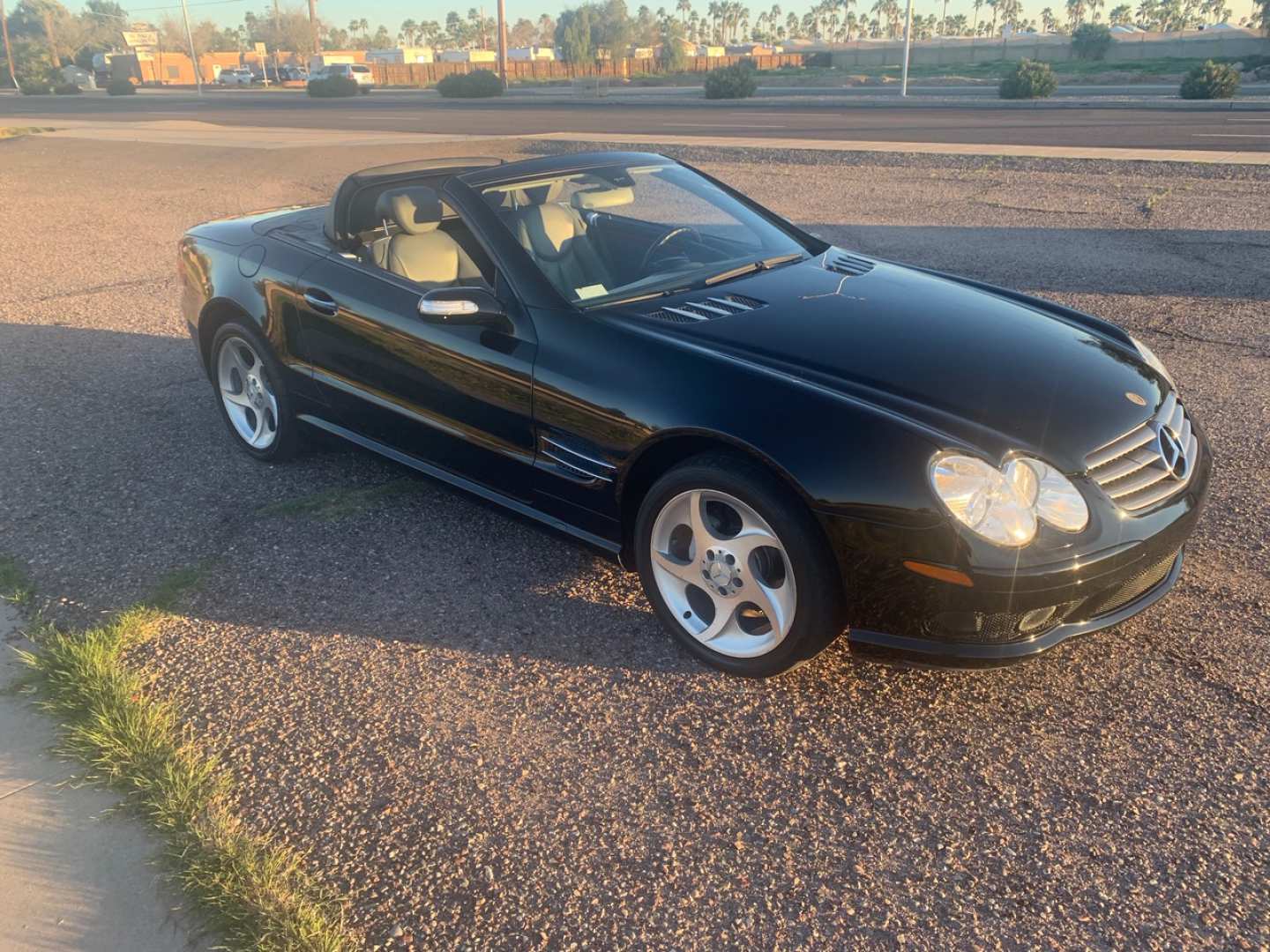 6th Image of a 2005 MERCEDES-BENZ SL 500