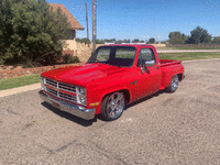 Image 3 of 10 of a 1986 CHEVROLET C10