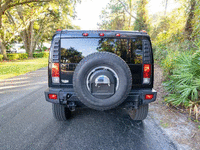 Image 4 of 15 of a 2007 HUMMER H2