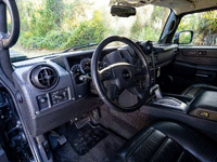 Image 11 of 15 of a 2007 HUMMER H2