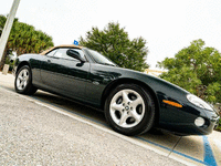 Image 2 of 11 of a 2001 JAGUAR XK8