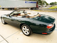 Image 6 of 11 of a 2001 JAGUAR XK8