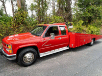 Image 1 of 14 of a 1989 CHEVROLET C3500