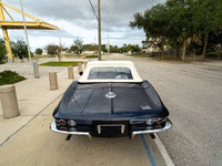 Image 3 of 9 of a 1966 CHEVROLET CORVETTE